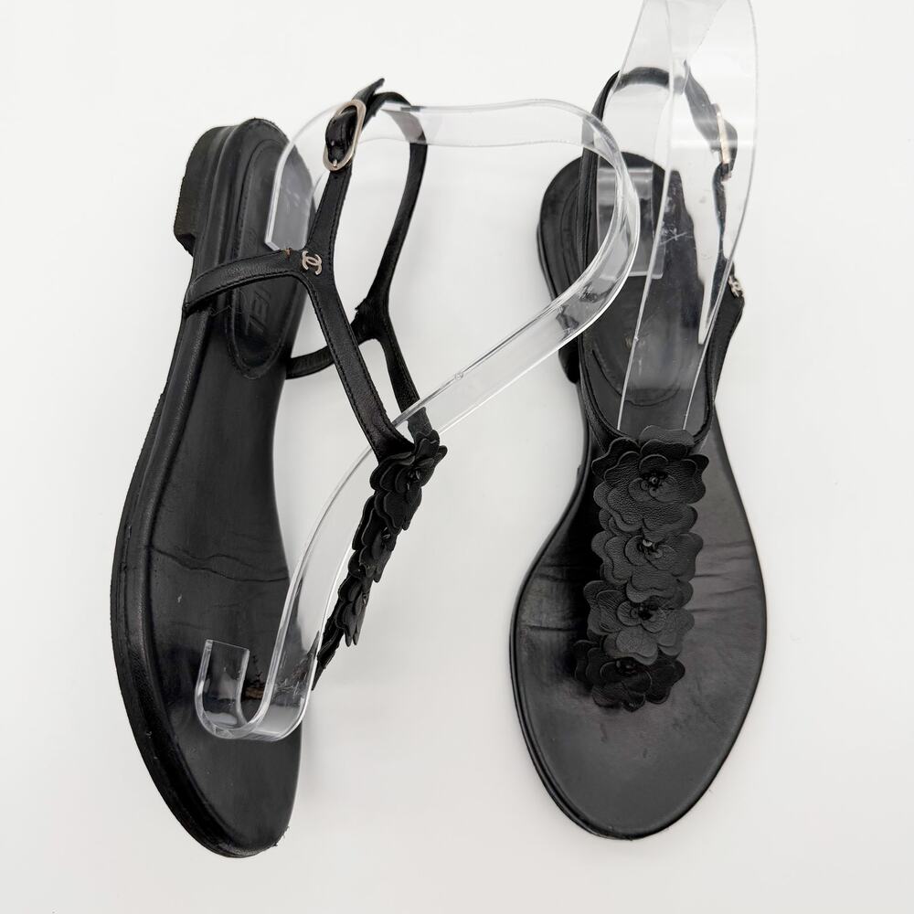 Chanel Camellia Sequin Black Leather Thong Sandal Flat Silver CC Logo Shoes 36.5 - Picture 2 of 12